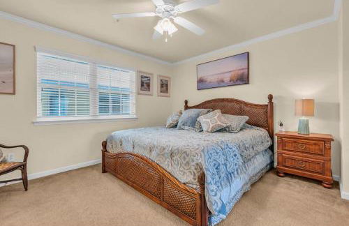 Rooftop Townhouse with 360 Views and Free Parking - Foto 11