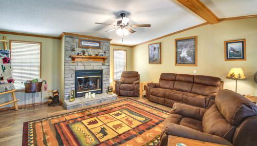 Lakefront Arkansas Home with Dock and Sunroom - Foto 3