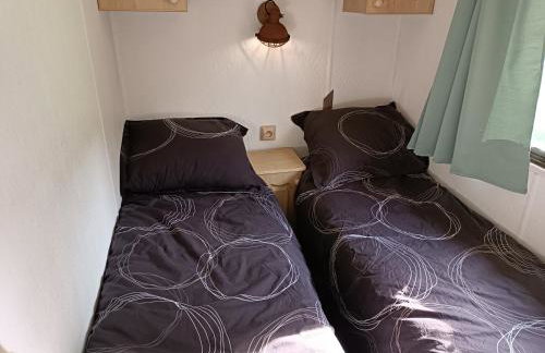 Mobil-home isolé avec jacuzzi - la Cubanière - Foto 9