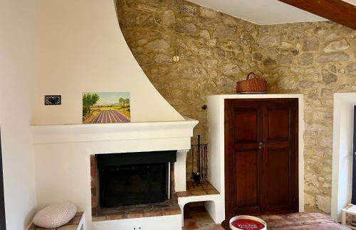 Charming & medieval village house completely renovated with great exterior and views - Foto 26