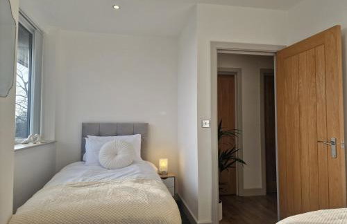 Uebert Heights 2bed Slps up to 6 Central Cannock Location 5min Walk to Cannock Town - Foto 27