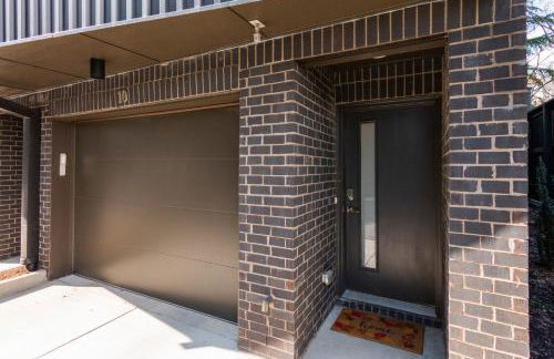 Luxury Townhome Skyline Views Mins To DT - Foto 13