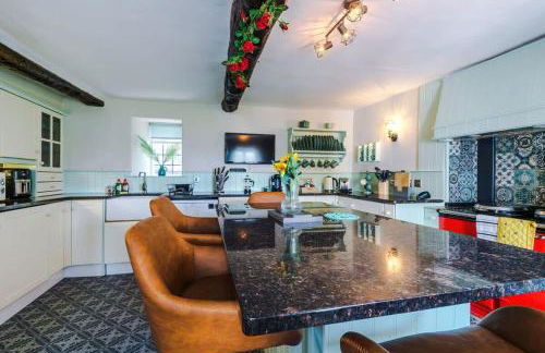 Mochdre Holiday Cottages - Foto 8