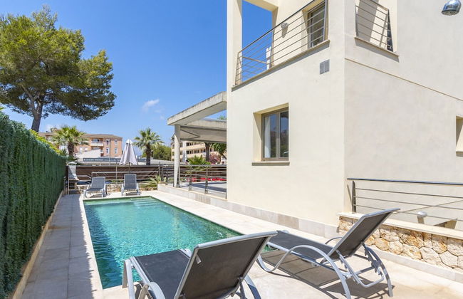 Elegant Villa With Pool - Foto 24