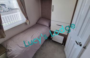 Lucy's Lodge - Photo 8