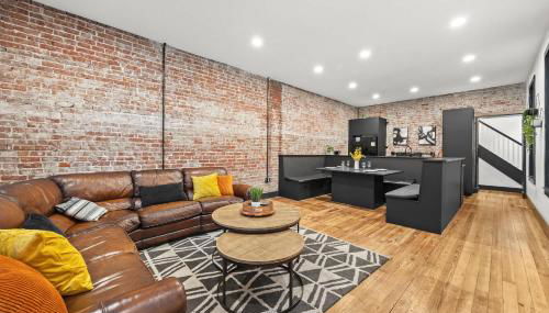 Unique Black Home in the Heart of Shelby Park - Foto 5