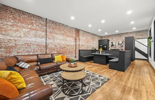 Unique Black Home in the Heart of Shelby Park - Foto 5