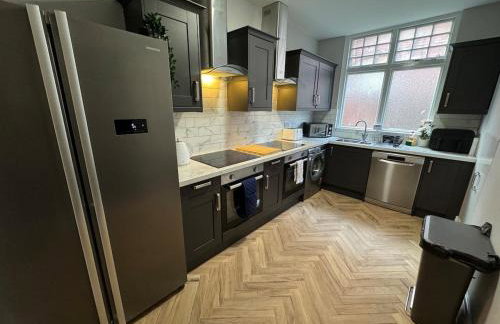 Very Large Central Property - Foto 42