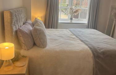 Entire Private Apartment with Kitchen and Lounge - Foto 3