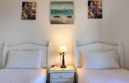 Peaceful 2BR Apartment - Pool - Parking - Casa Romin - Photo 3