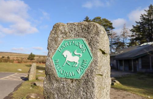 The Cottage on The Square - Photo 41