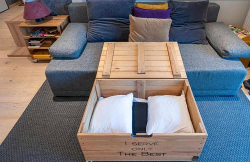 Elegant apartment with private garden, AC and garage, near airport - Foto 40