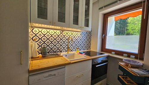 Ferienwohnung Hirschlein mit Schwarzwaldblick in Baiersbronn - Foto 3, stove, dishwasher