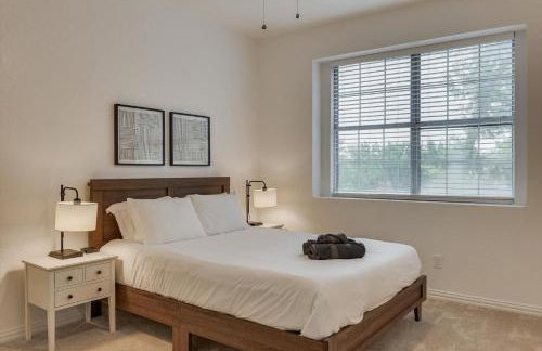 Luxurious 5 Bedroom Retreat with Pool - Foto 25