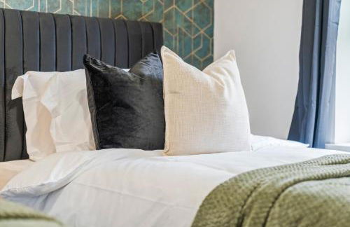 Spacious 4-Bed Home Near Cribbs & Bristol - Foto 44