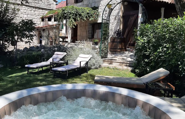 Authentic Stone House Lola - Foto 39