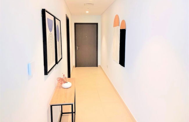 Luxurious Downtown Views With Dubai Mall Access - Photo 2