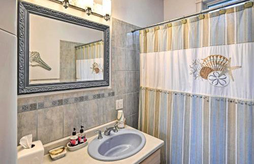 Oceanfront Sullivan Cottage on 6 Acres with Kayak! - Foto 18