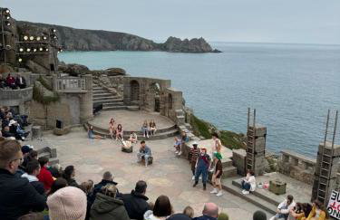 1-bed luxury seafront cabin in heart of Newlyn, Mousehole - Photo 39