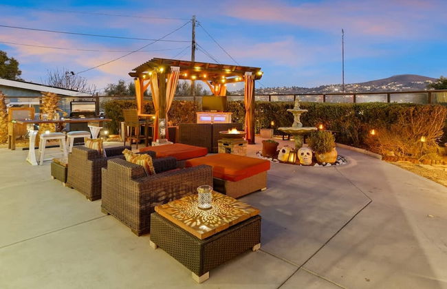 Mountain Majesty With AC BBQ Parking - Photo 2