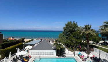 Naias Beach Hotel - Foto 1