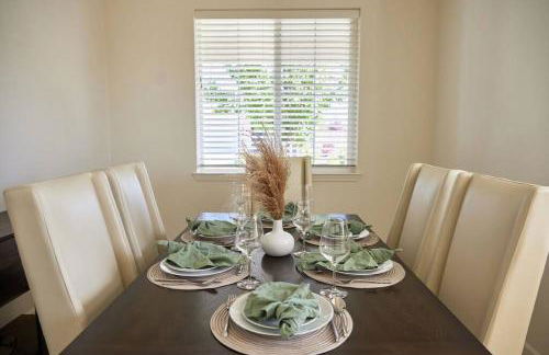 NEW Upscale House, Tahoe 30-min w/ Cal King - Foto 38