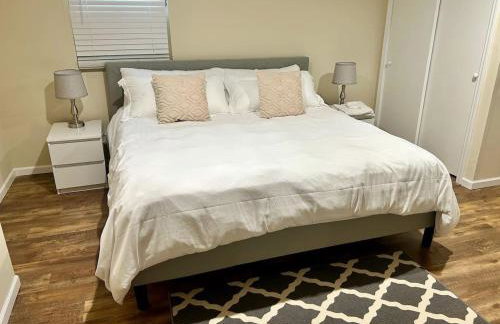 Downtown Libertyville Duplex Near Naval Base - Foto 12