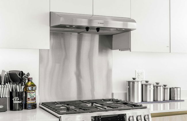 @marbella Lane - Chic 2BR Penthouse w/ Ocean Views - Foto 26