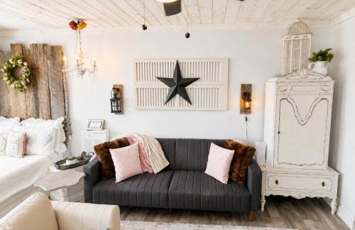 Resort- Indoor Pool, Hottub, Sauna, Gameroom - Cozy Studio-Near Slopes and Oz - Foto 7