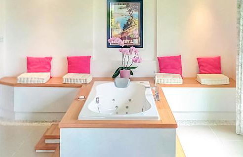 Lovely Home In Saint-Pée-Sur-Nivelle - Foto 11