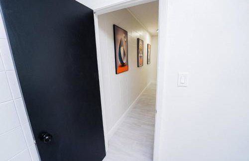 Close to the Action, Peaceful When You Return - Foto 44