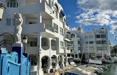 Wonderful Apartment in Puerto Marina - Photo 40