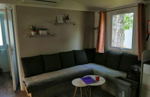 Bungalow charmant à Condrieu avec piscine partagée conviviale - Foto 5