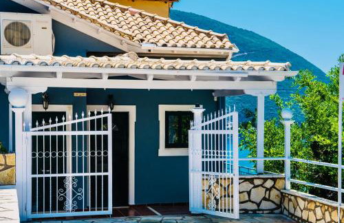 Seaview Rooms - Photo 13