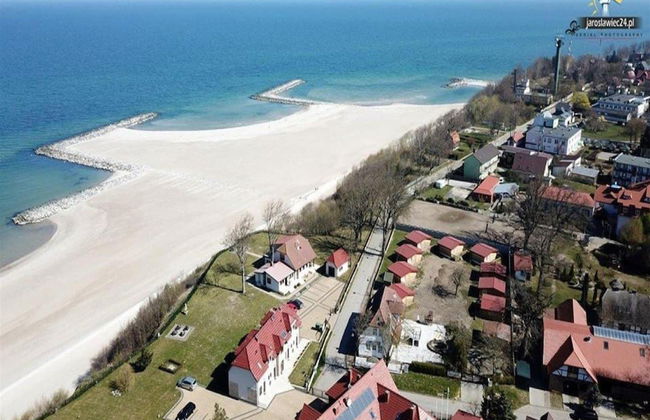 Comfortable Ground Floor Apartment, Summer Pool - Photo 17