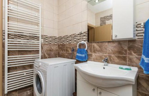 Awesome Apartment In Bresca - Foto 24