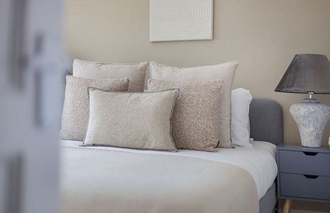 The Neasden Villas - Photo 8