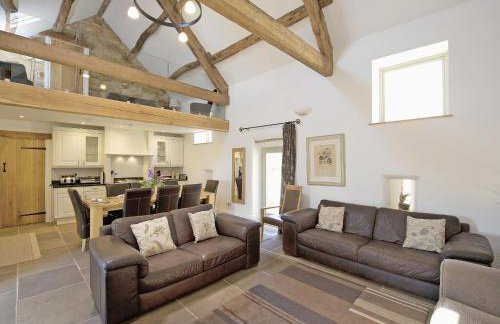 Dale House - Photo 3