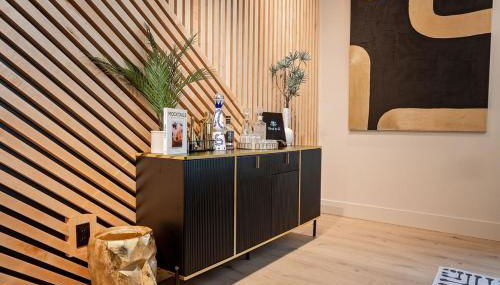 Downtown Luxury Villa Hot Tub Walk To Lake - Foto 3