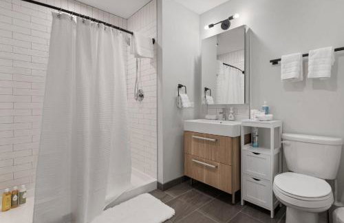 Experience Downtown Chicago at Millennium - Luxury Apartments in The Loop - Photo 47