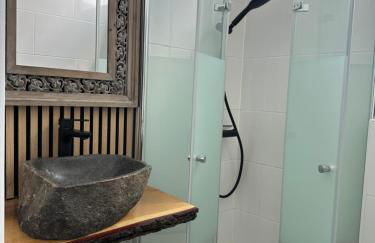 Schönes City-Apartment mit 2 Schlafzimmer, Parkplatz, ruhig und hell, D46-DG - Photo 30