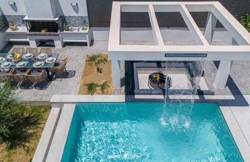 Nefele Luxury Recidency, A Concealed Delight by MindYourVilla - Foto 47