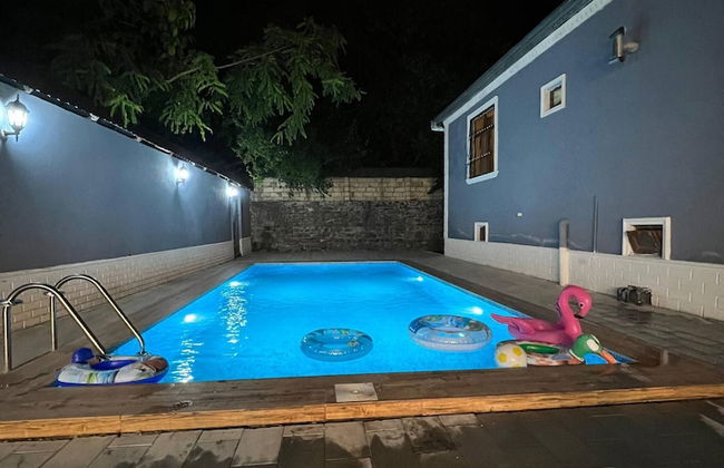 Cozy House With Swimming Pool Near City Center - Foto 10