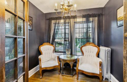 Steps to Edgewater - Sleeps 14 - Fun Game Room Retreat - Foto 35