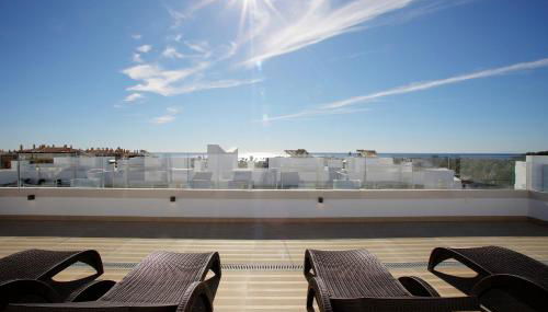 Premium Penthouse by AQUA Apartments - Photo 1, sunbed