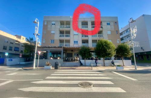 Apartamento LH Beach frente al mar - Foto 44