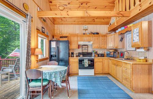 Denmark Waterfront Cabin with Dock and Charcoal Grill! - Foto 8