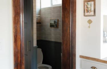 Designer Home, Hot Tub, Private Yard, & Projector - Foto 51