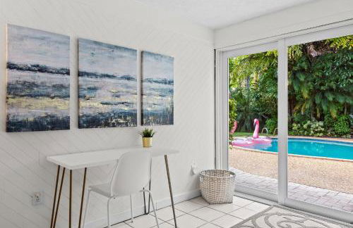 Solar Heated Pool Spa Tiki Hut Huge Backyard Hammock Retro Bikes - Foto 18