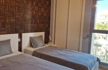 Sunny Holidays - Photo 3